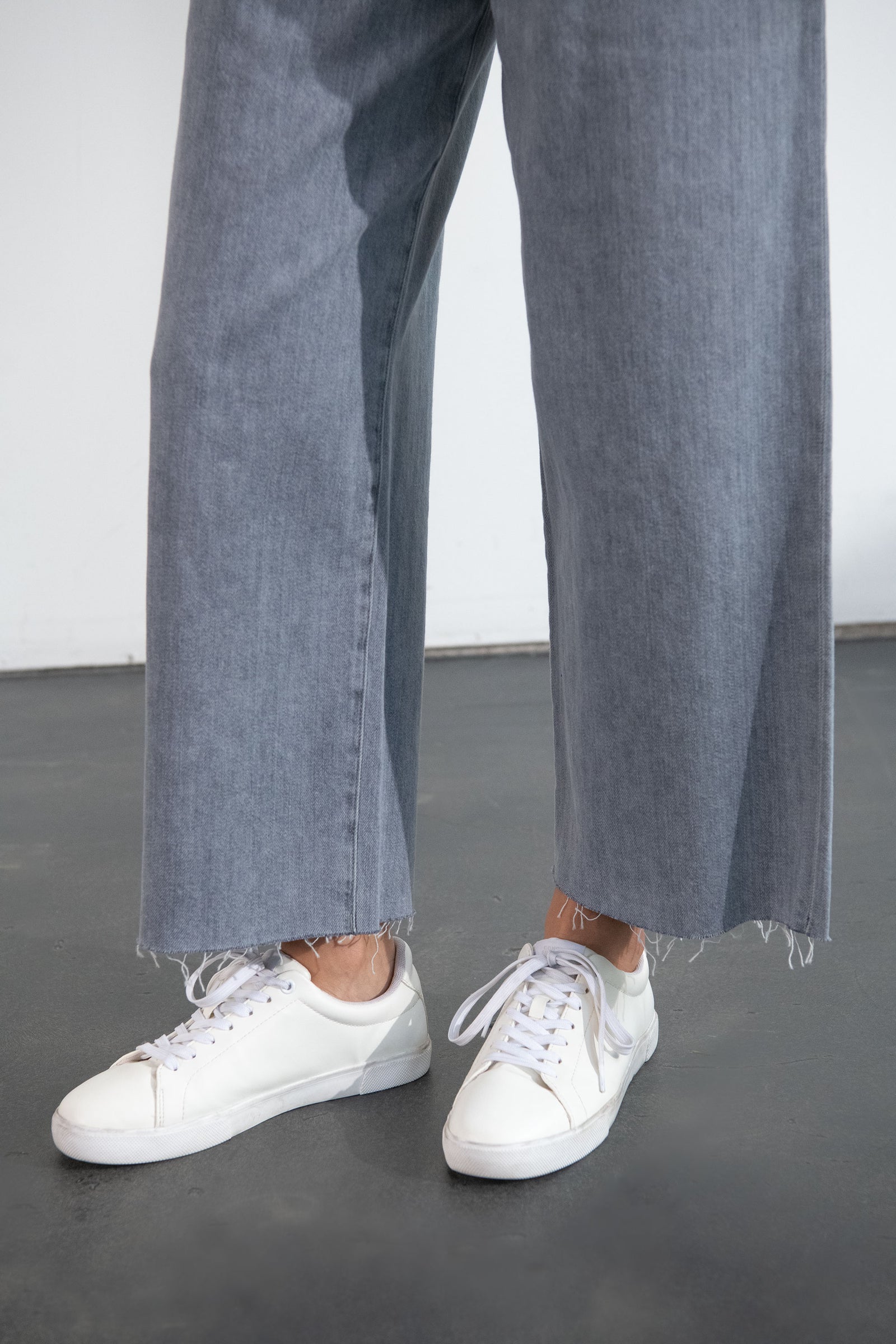 ◆2000Archives◆ MEGAN WIDE DENIM SAND 2A24FWPT03YE Final Sale ✨ Wrangler Megan Sun Dipped Bootcut – Wiseman's